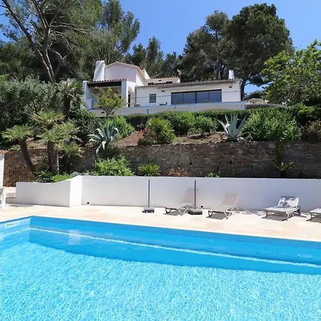 Ferienhaus Location Vue Sur Mer Avec Piscine - Mesomax